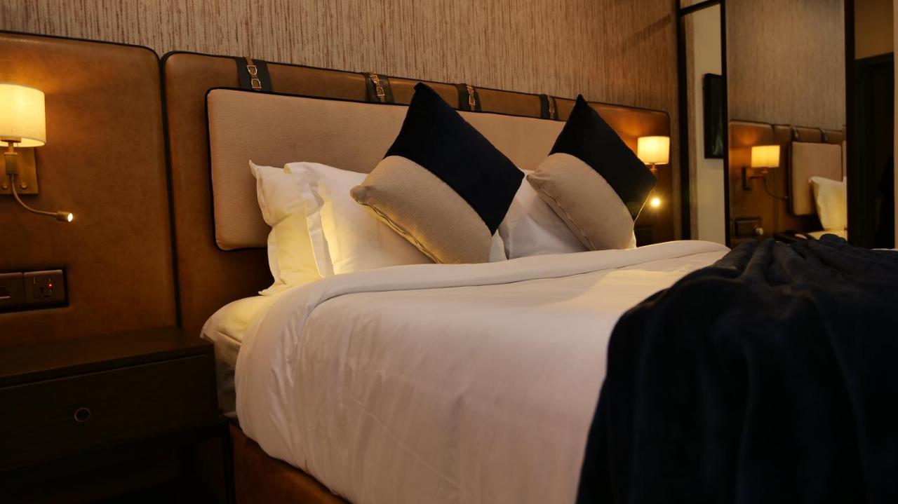 Ambiance Boutique Art Hotel Карачі Екстер'єр фото
