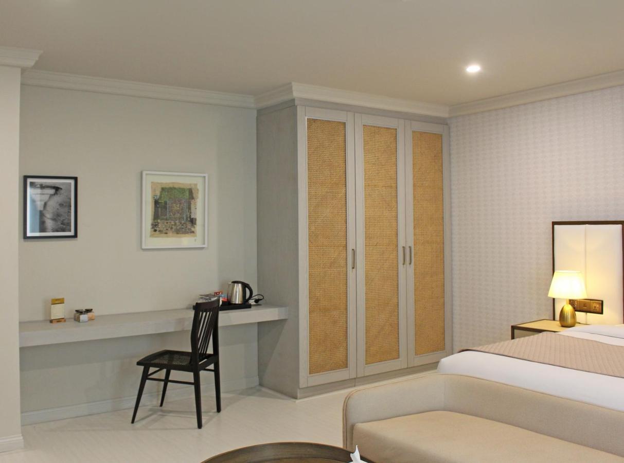 Ambiance Boutique Art Hotel Карачі Екстер'єр фото
